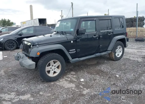 2010 Jeep Wrangler Unlimited Sport z USA, uszkodzony, nr VIN 1J4BA3H12AL102415